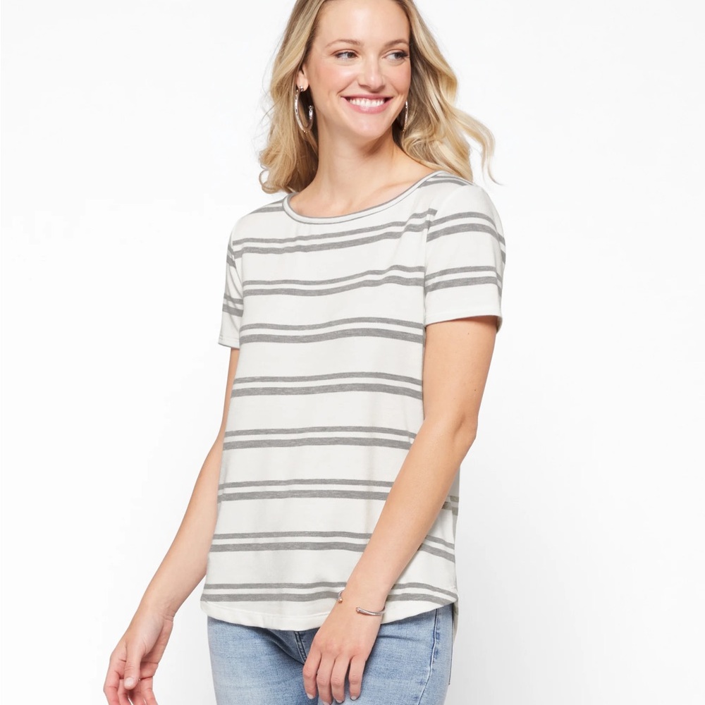 Pink Clover Daisee Button Back Detail Knit Tee